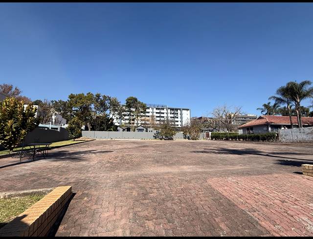 4,810M² BUILDING FOR SALE IN FERNDALE